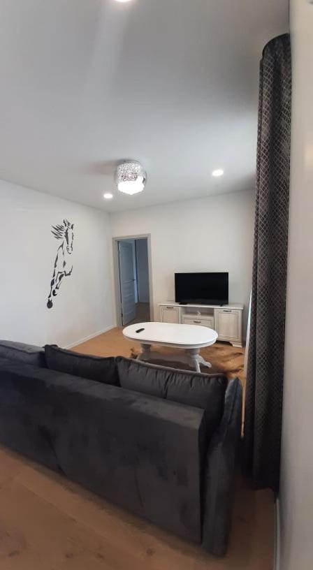 Jaukus Apartamentai Centre Шяуляй Екстер'єр фото